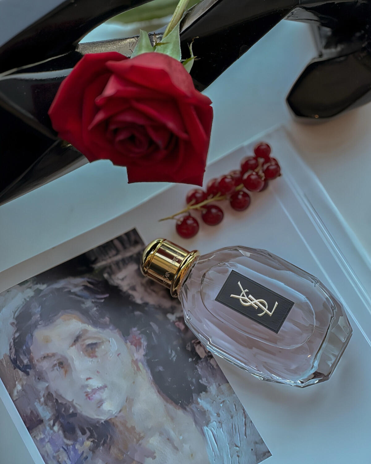 تصویر عطر پاریسیِن ایو سن لوران