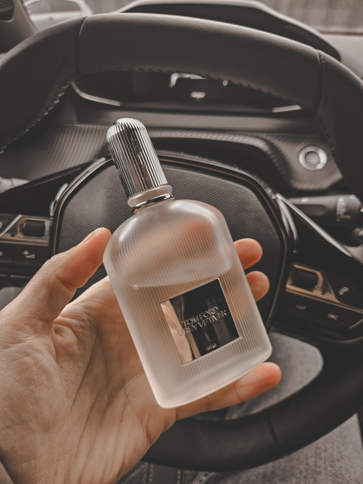 تصویر عطر گری وتیور تام فورد