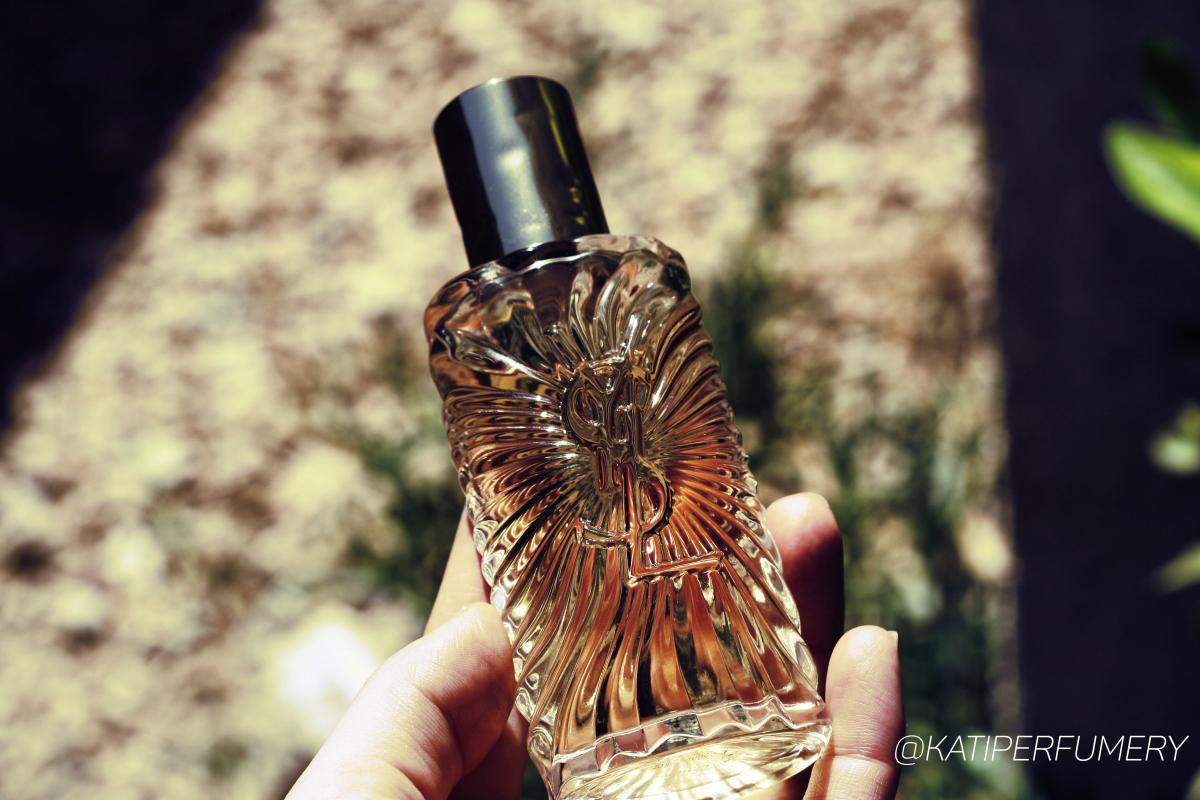 تصویر عطر ساهاریَن ایو سن لوران