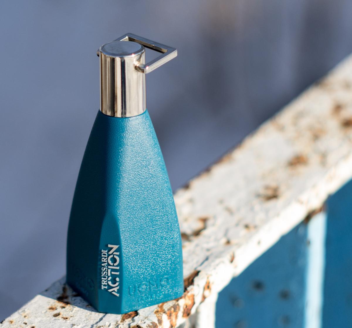 تصویر عطر ترساردی اکشن اومو تروساردی