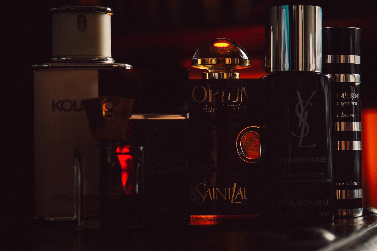 تصویر عطر ایو سن لوران پور هوم اوت کنسانتره‌شان