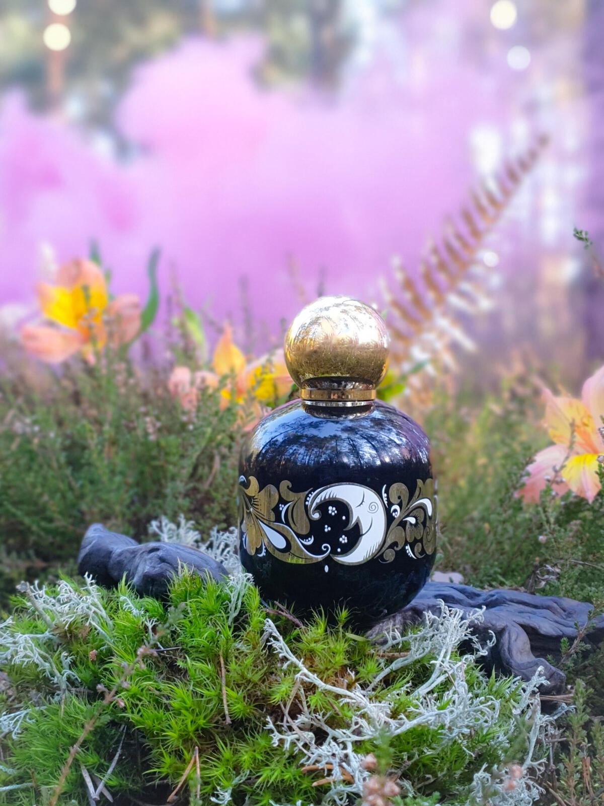 تصویر عطر انچنتد فورست دِ وَگِباند پرینس