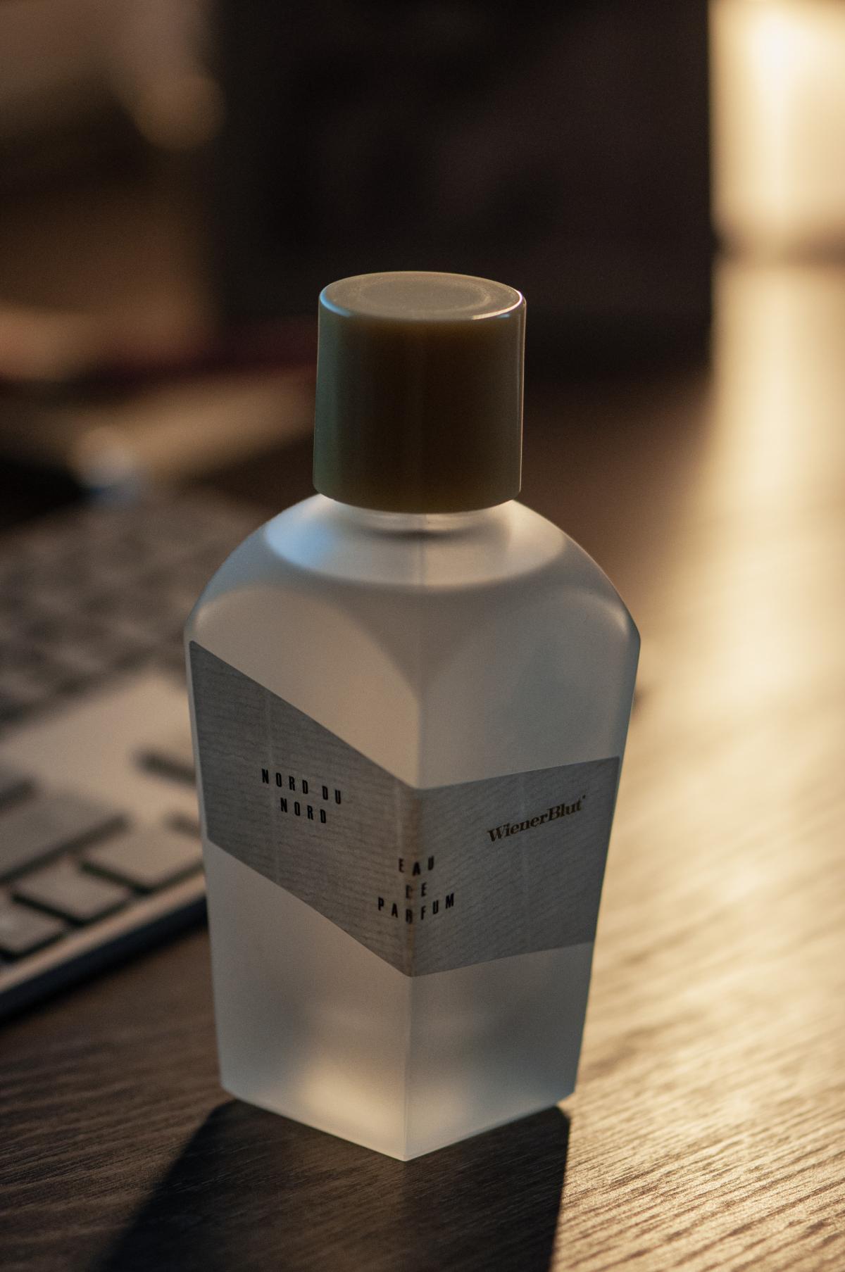 تصویر عطر نور دُ نُر وینر بلوت