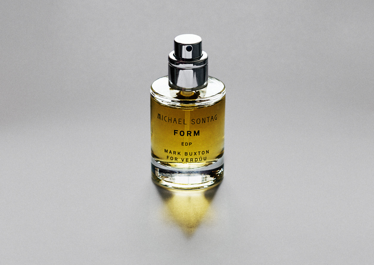 تصویر عطر مایکل سونتاگ فرم وردوو