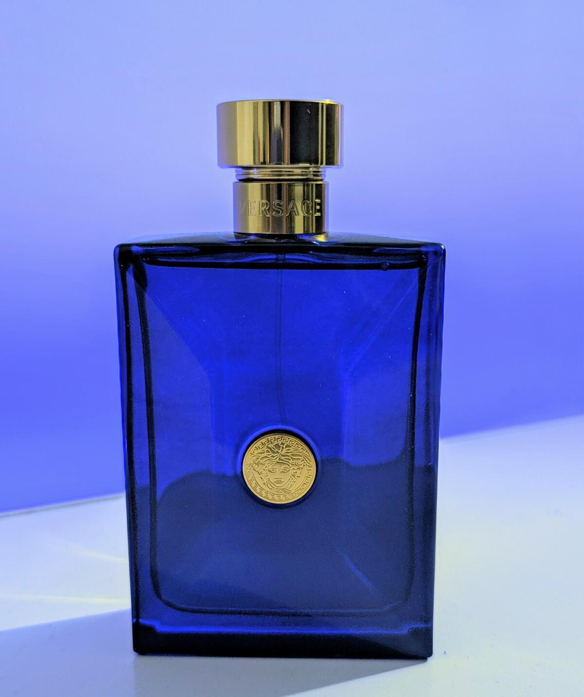 تصویر عطر ورساچه پور هوم دیلان بلو