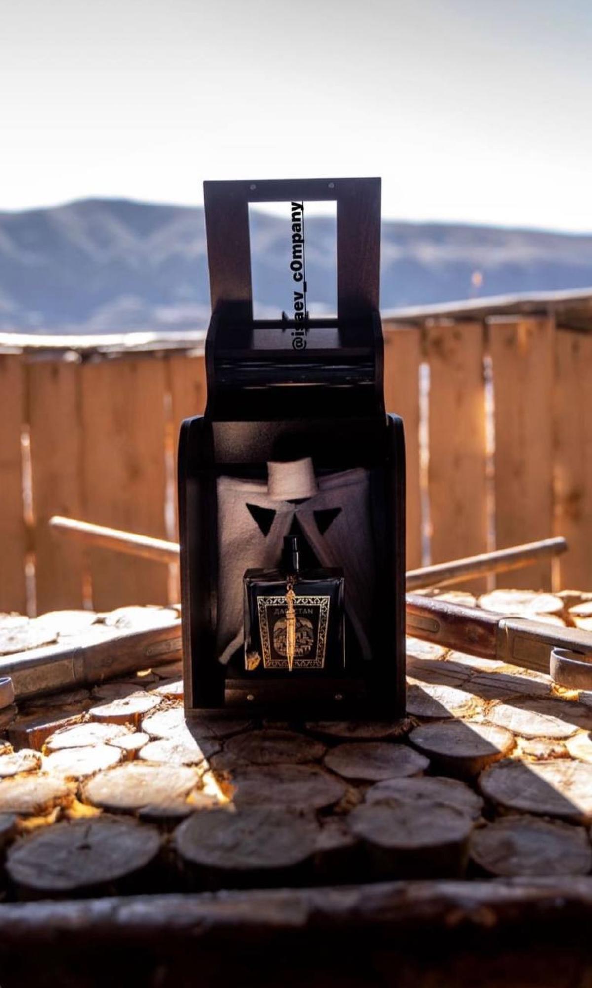 تصویر عطر داغستان ایسایف کامپنی
