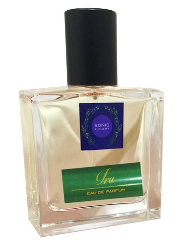 تصویر عطر آیرا سانیک آلکمی