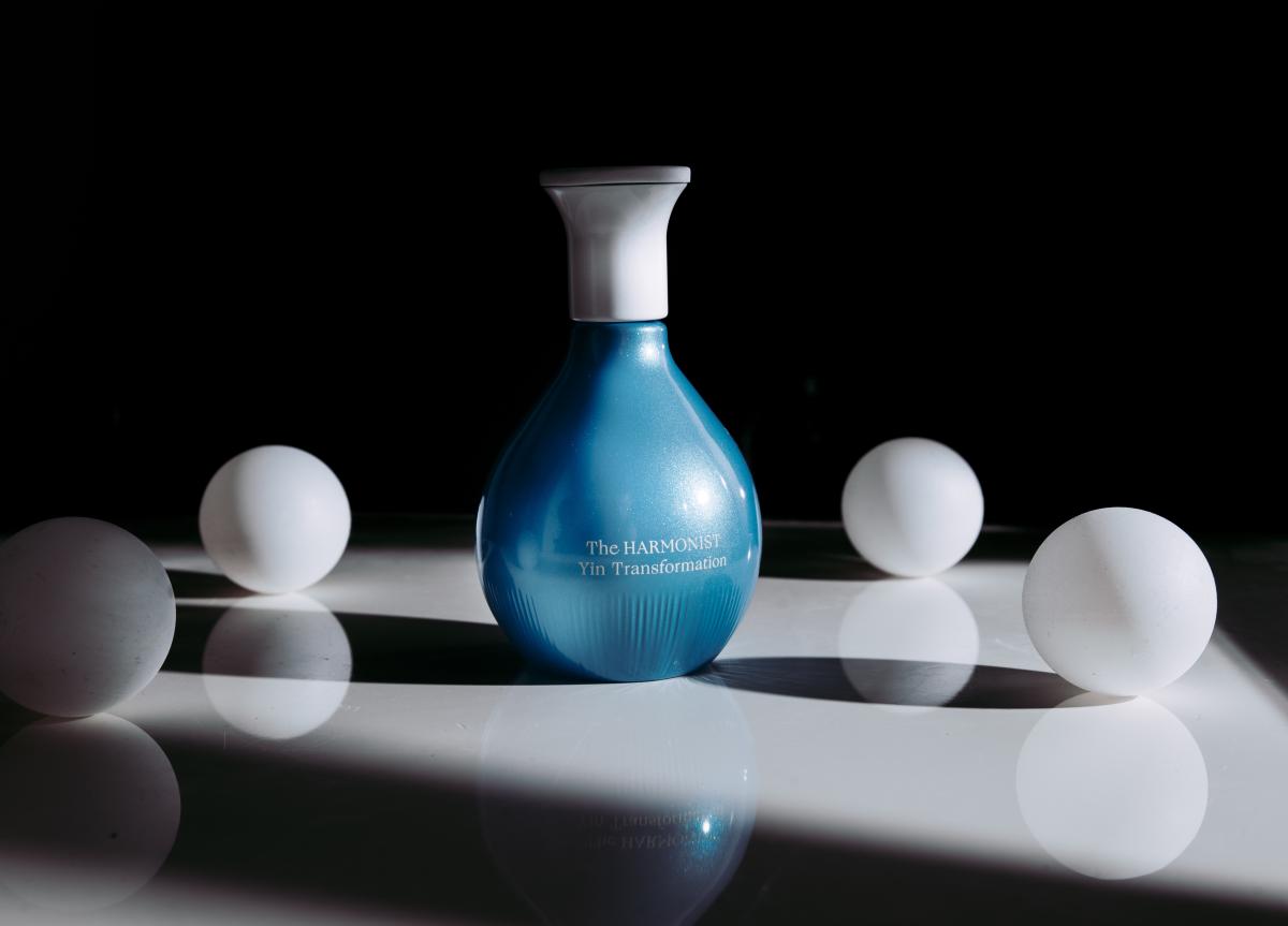 تصویر عطر یین ترنسفورمیشن پرفیوم دِ هارمونیست