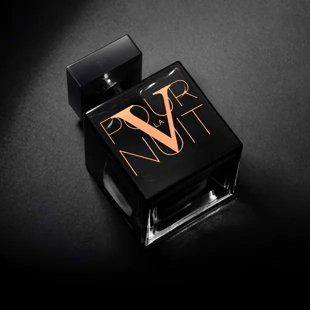 تصویر عطر وی پور لا نویت ویوارا