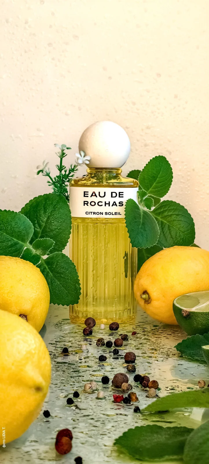 تصویر عطر اُ دُ روشا سیترون سُلِی روشاس
