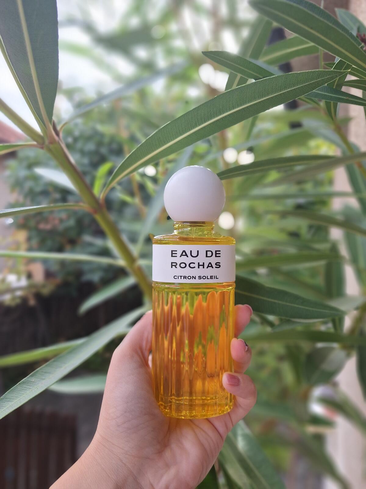 تصویر عطر اُ دُ روشا سیترون سُلِی روشاس
