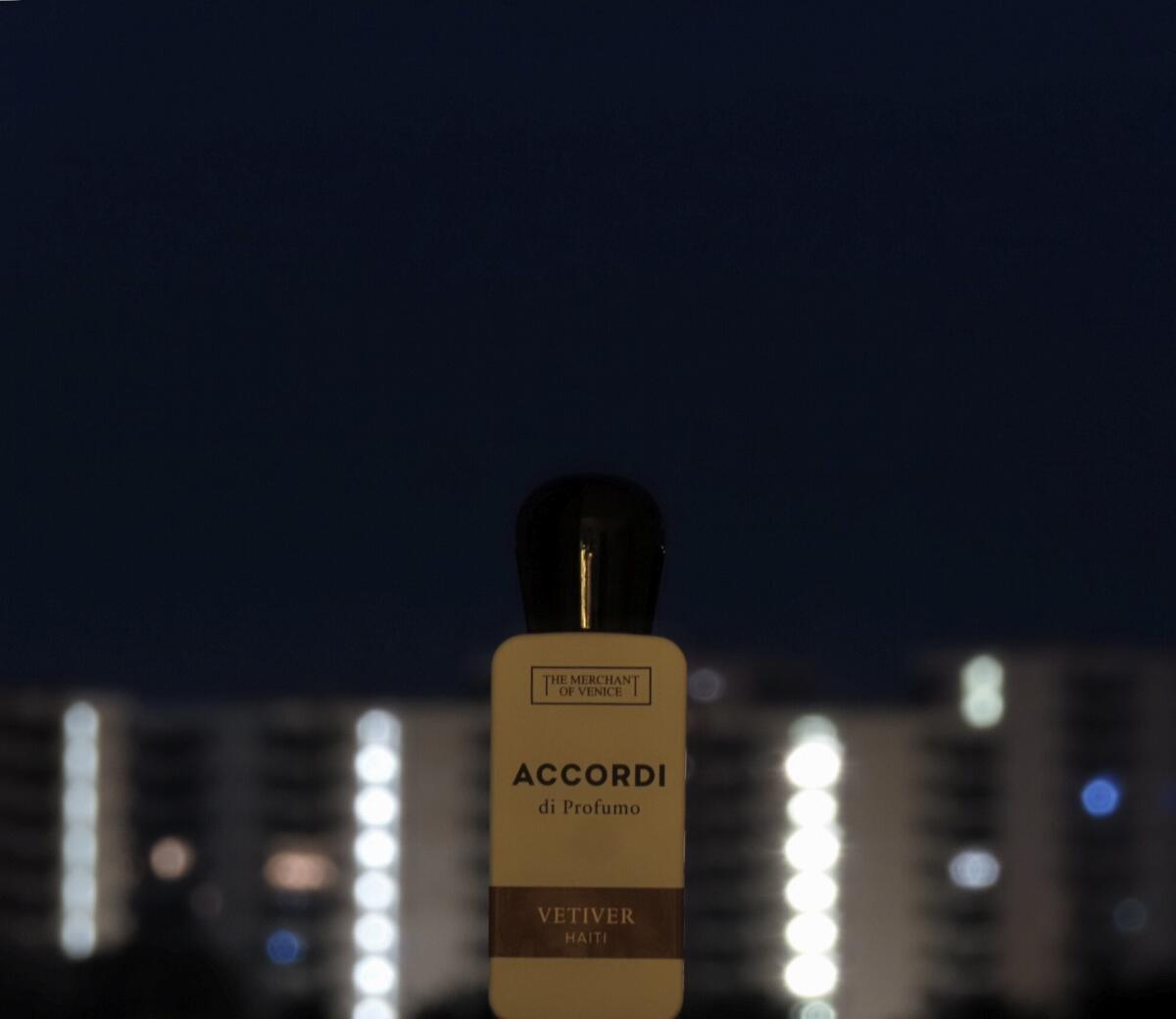 تصویر عطر وتیور هائیتی مرچنت آو ونیز