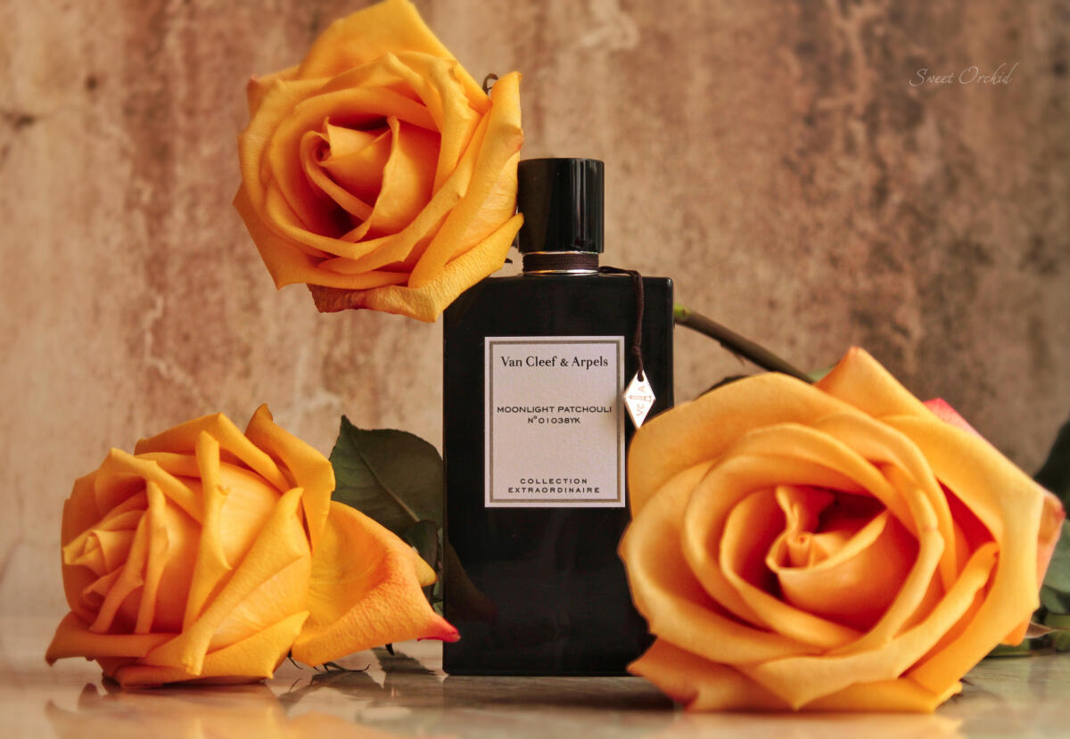 تصویر عطر مون‌لایت پچولی ون کلیف اند آرپلز
