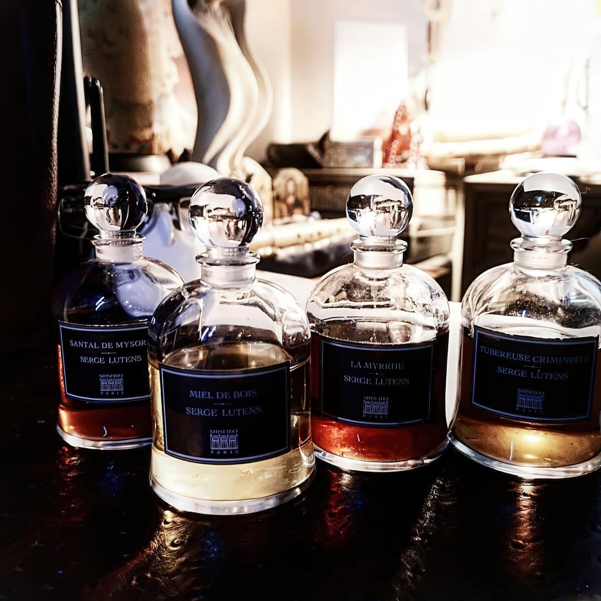 تصویر عطر لا میر سرژ لوتانس