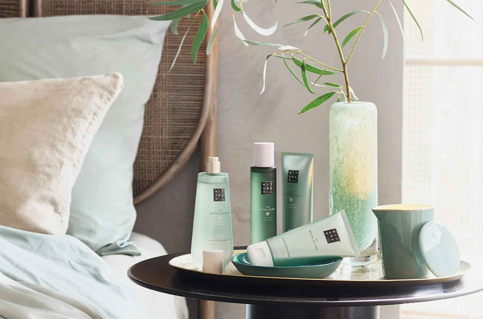 تصویر عطر ریچوال آو جینگ پیلو اند بادی میست ریچوالز