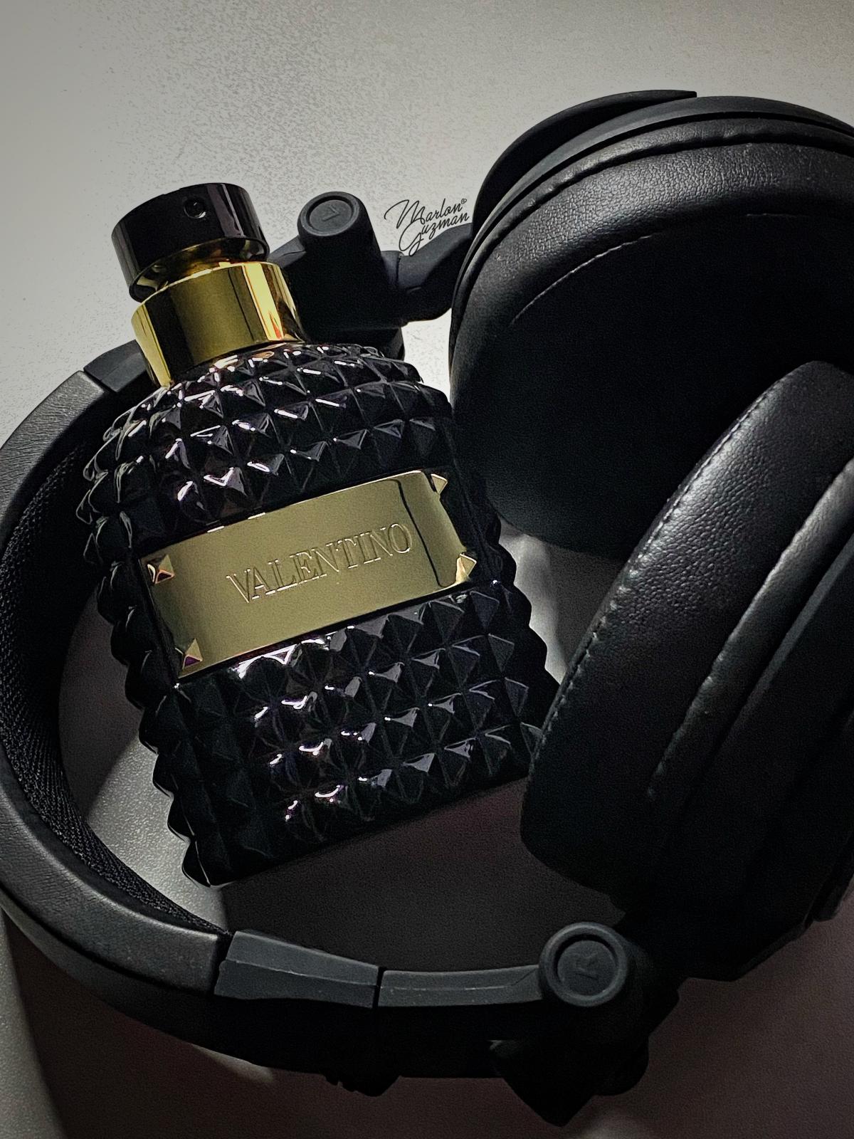 تصویر عطر والنتینو اومو نویر ابسولو