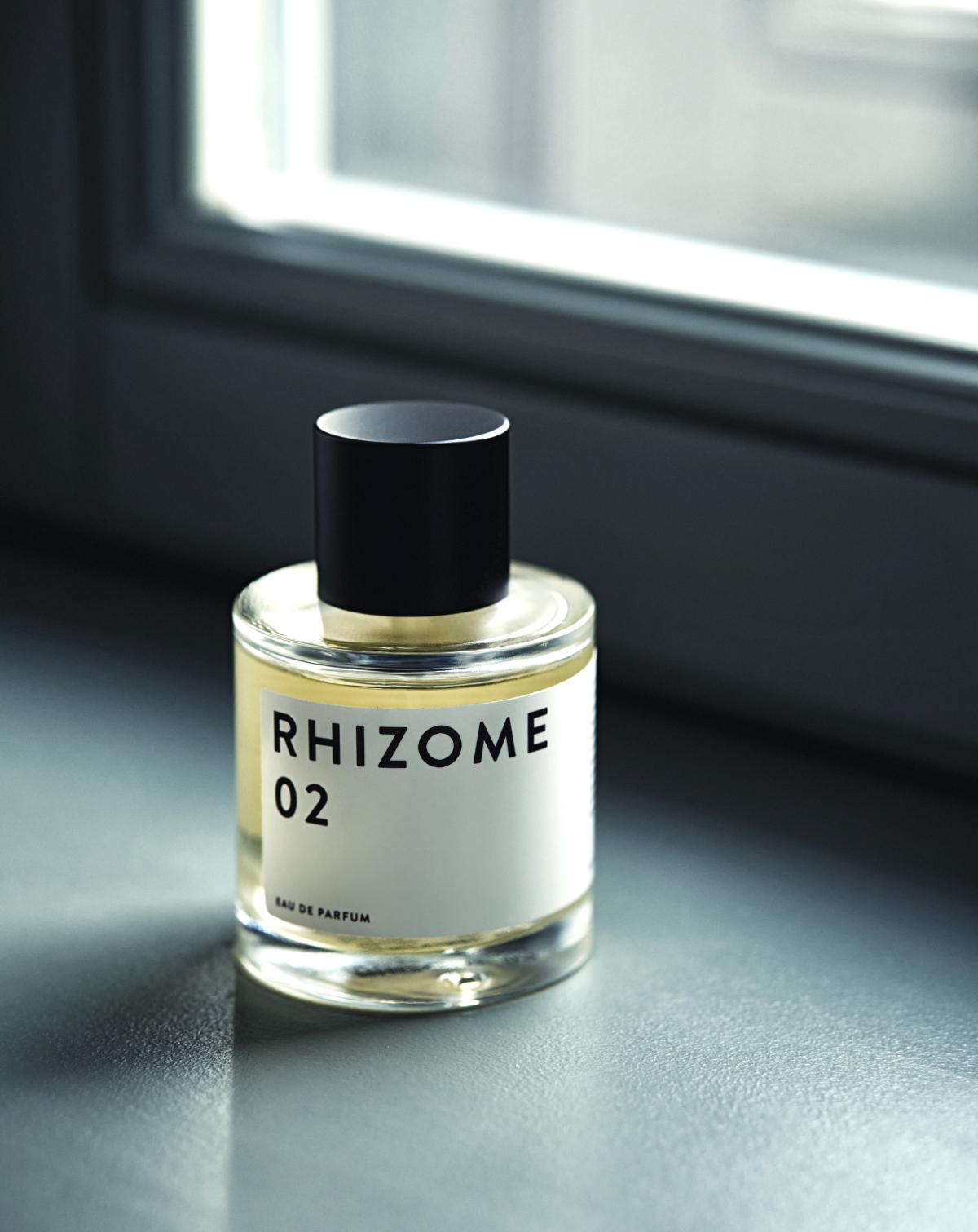 تصویر عطر رایزوم زیرو تو