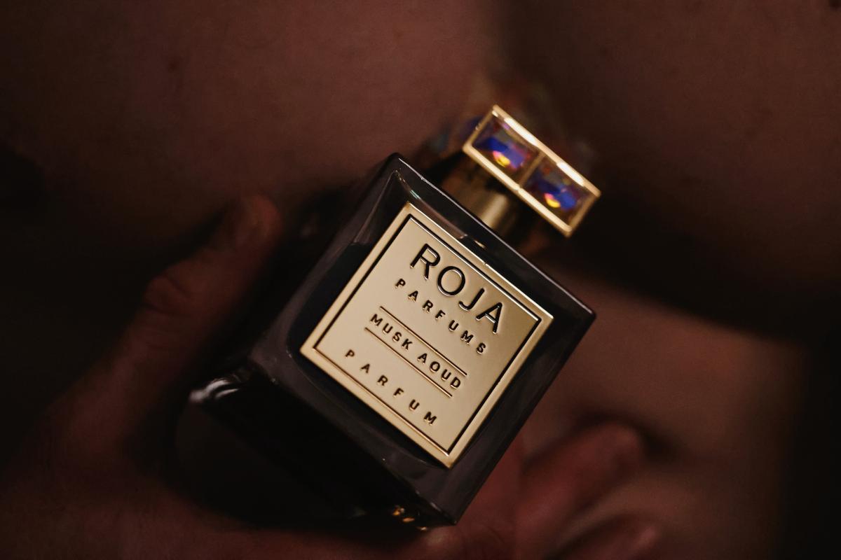 تصویر عطر ماسک عود روژا داو