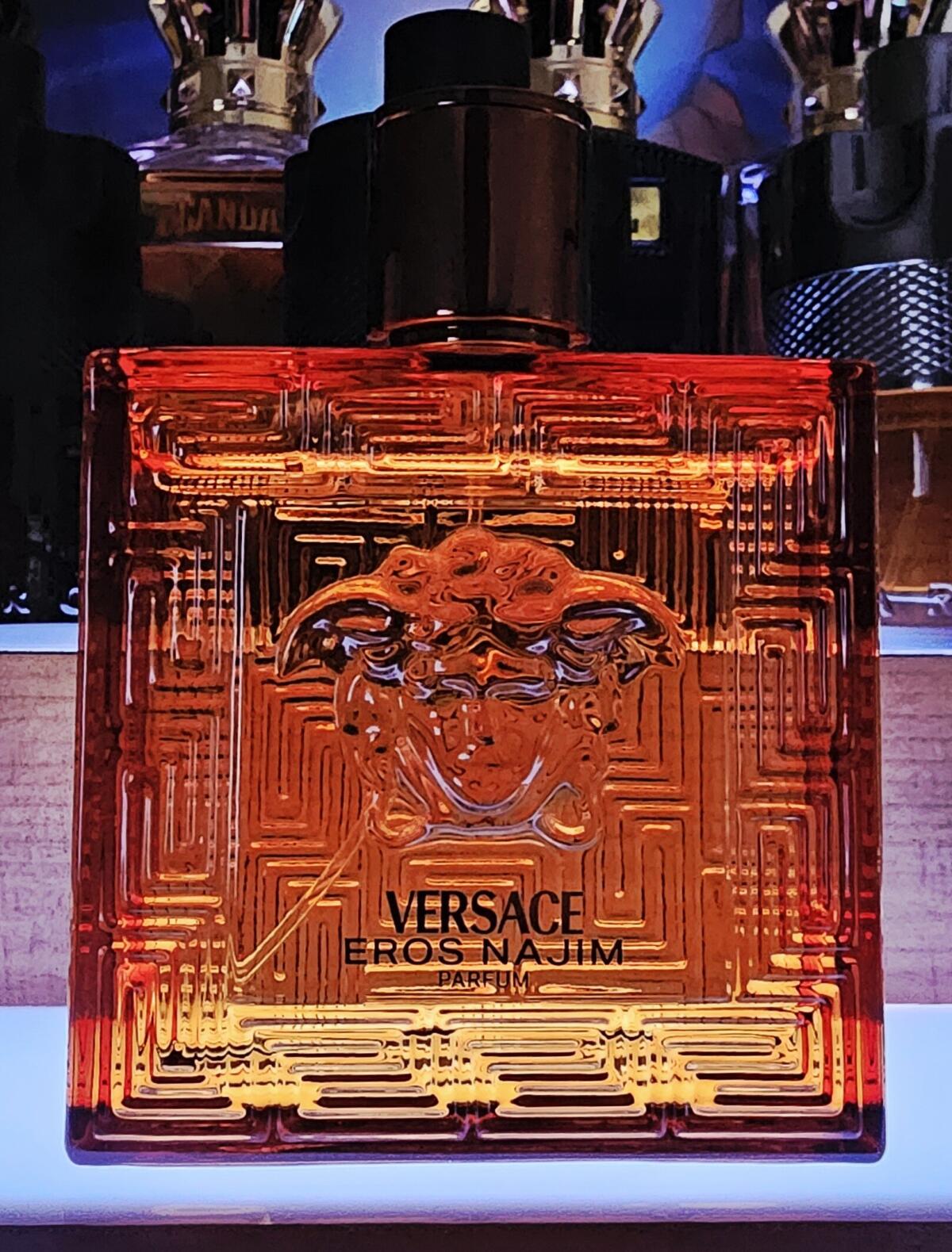 تصویر عطر اِروس نجیم ورساچه