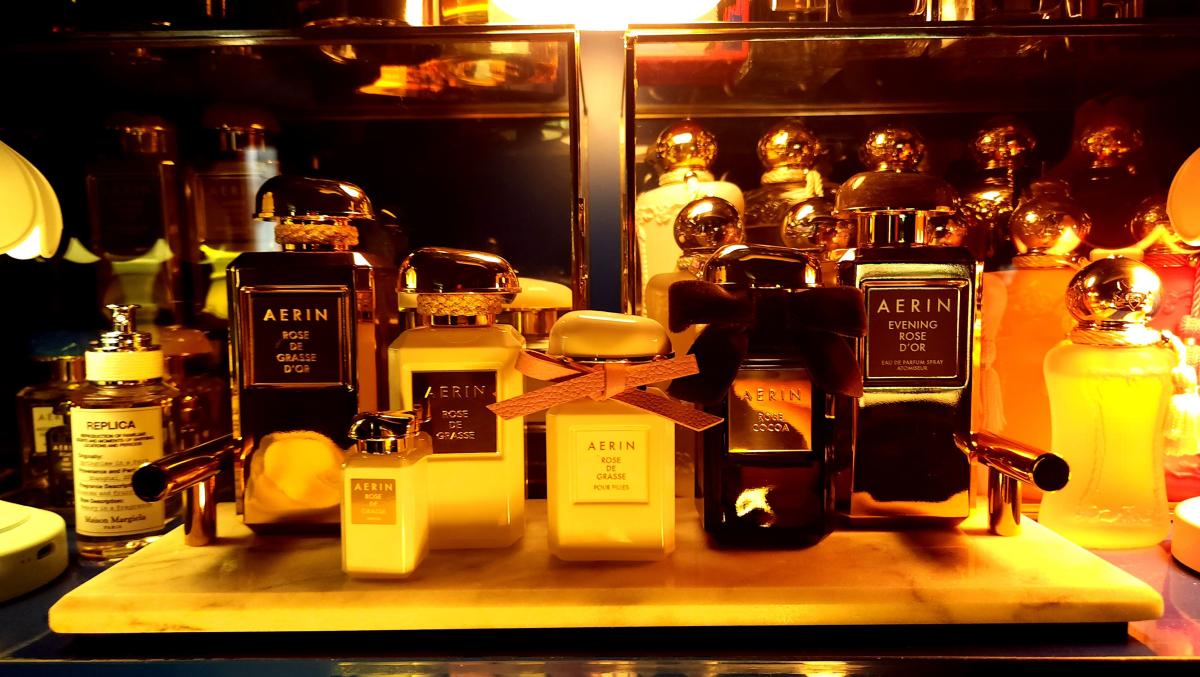 تصویر عطر ایونینگ رز دور ایرین