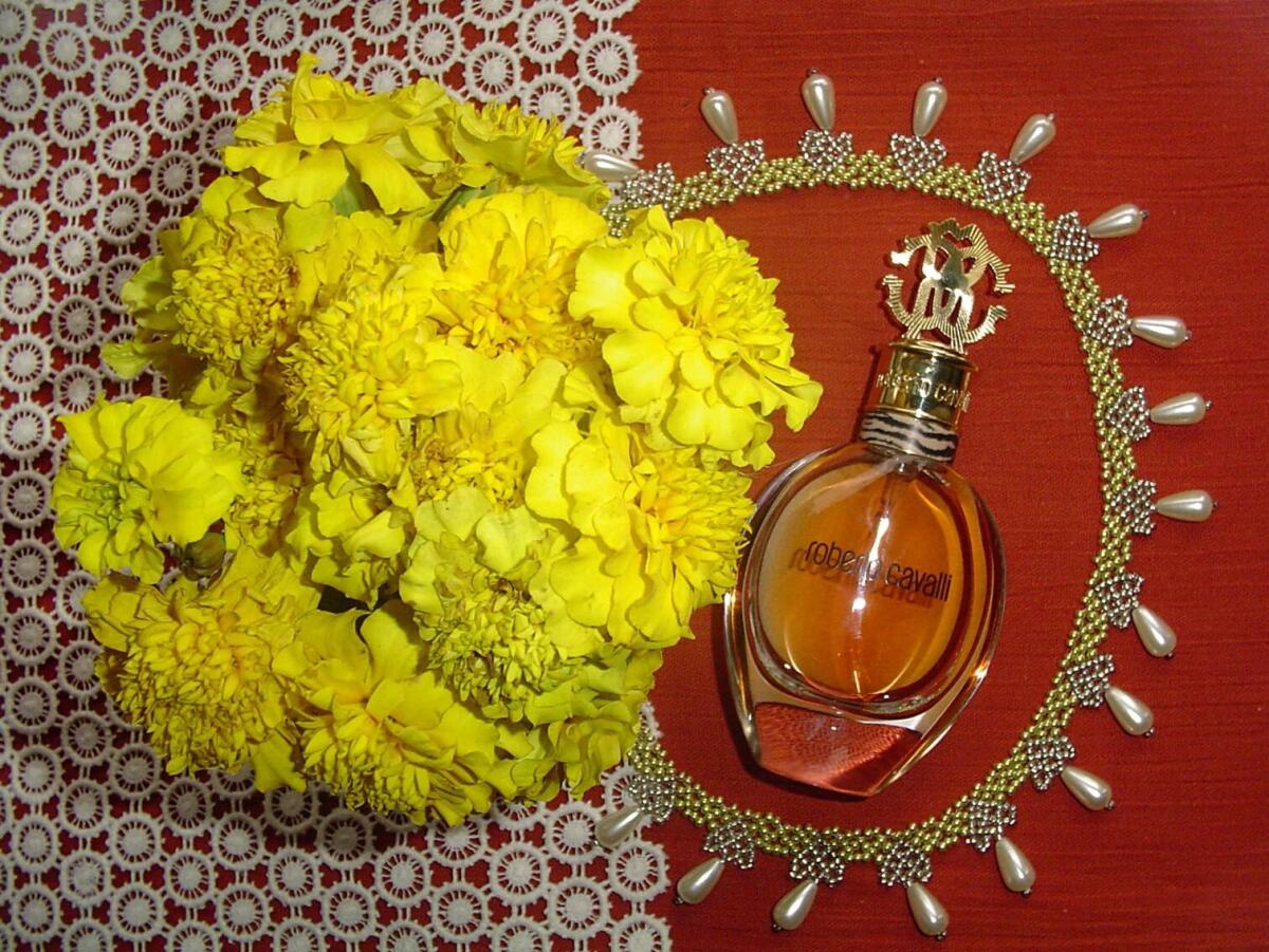 تصویر عطر روبرتو کاوالی ادو پرفیوم