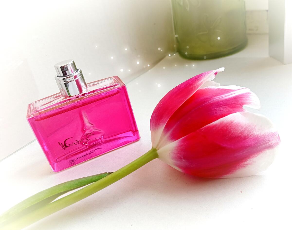 تصویر عطر سان اند رزز سالوادور دالی
