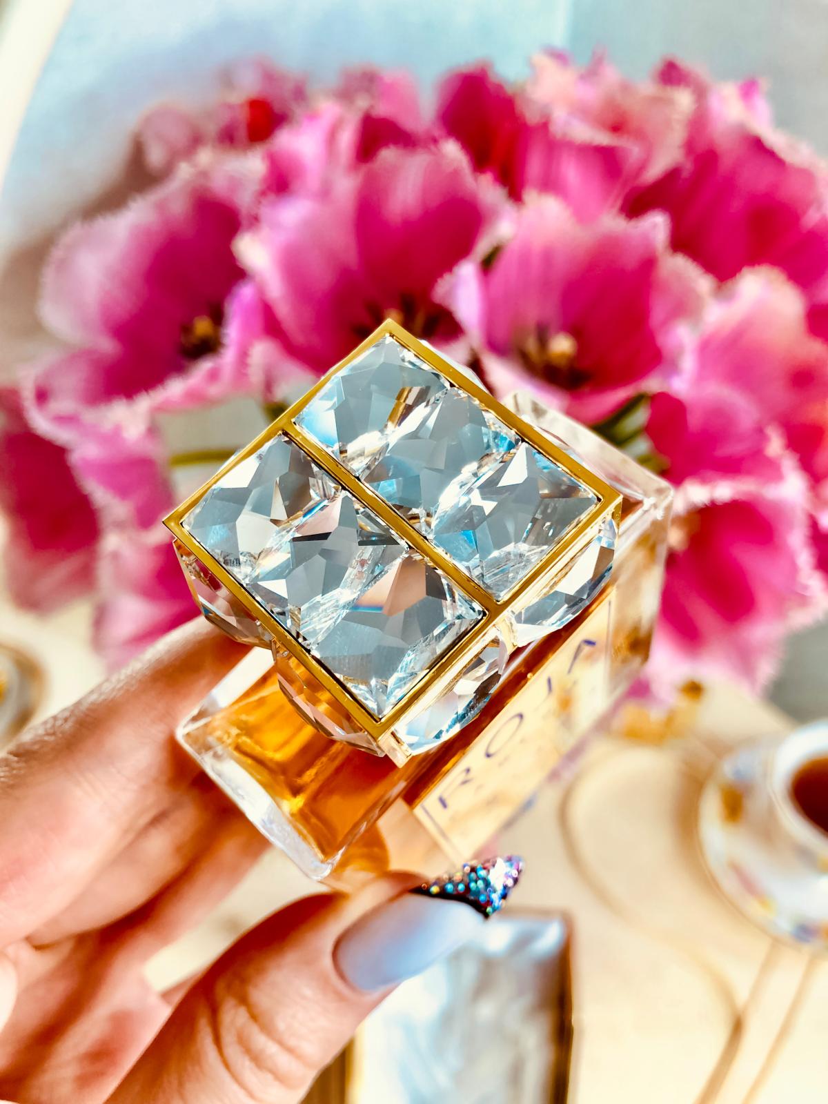 تصویر عطر انیگما روژا داو