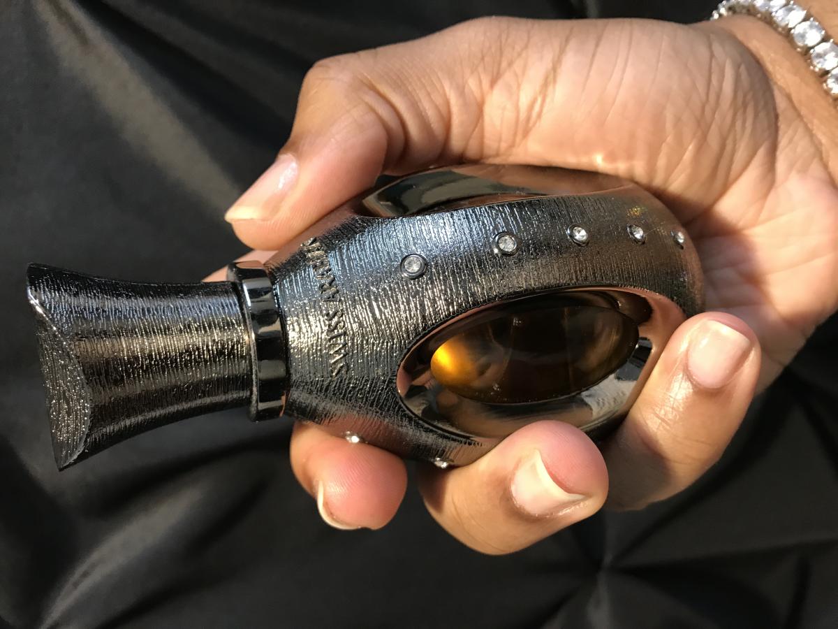 تصویر عطر نواف سوئیس عربین