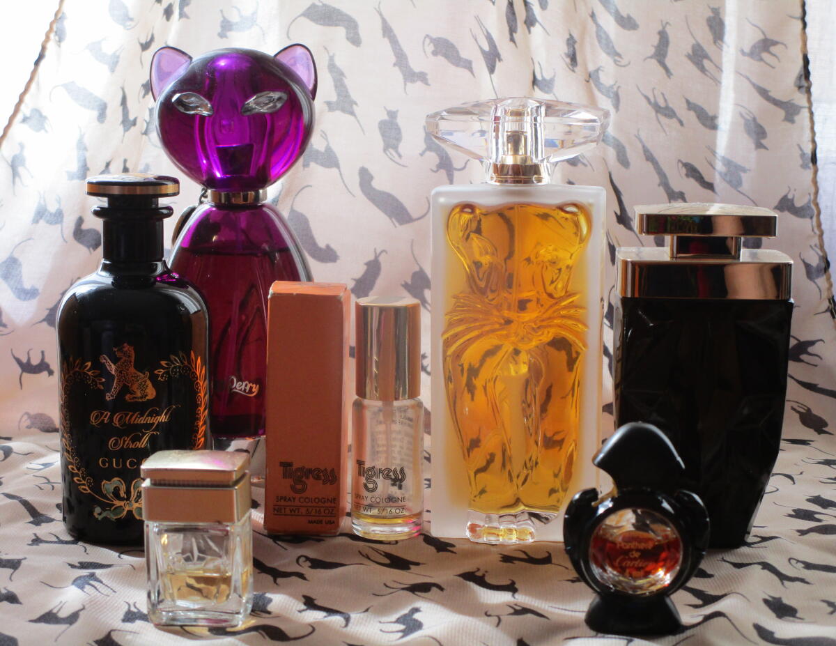 تصویر عطر لا بل ات لوسلو سالوادور دالی