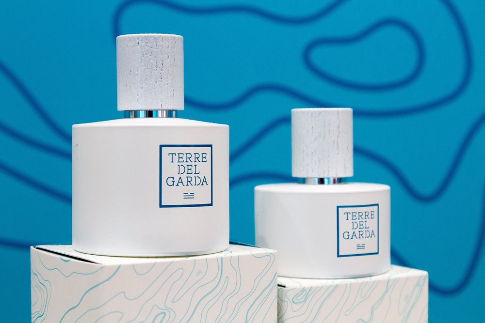تصویر عطر وینسا تر دل گاردا