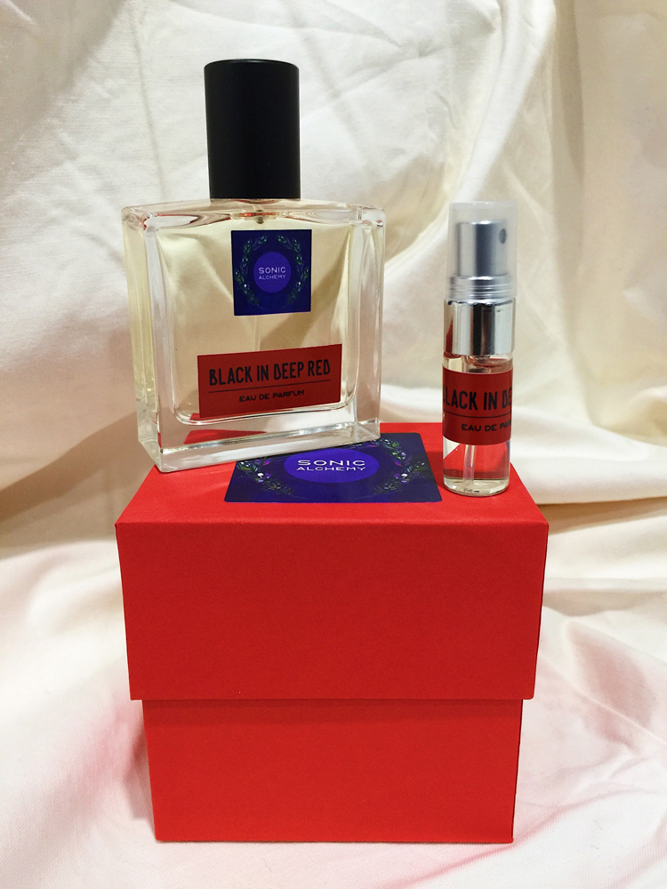 تصویر عطر بلک این دیپ رد سانیک آلکمی