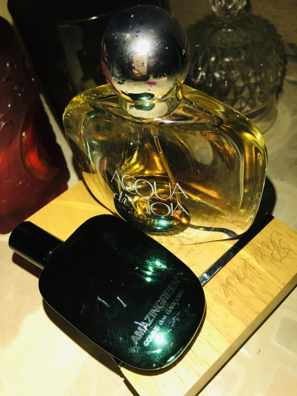 تصویر عطر وودی رصاصی