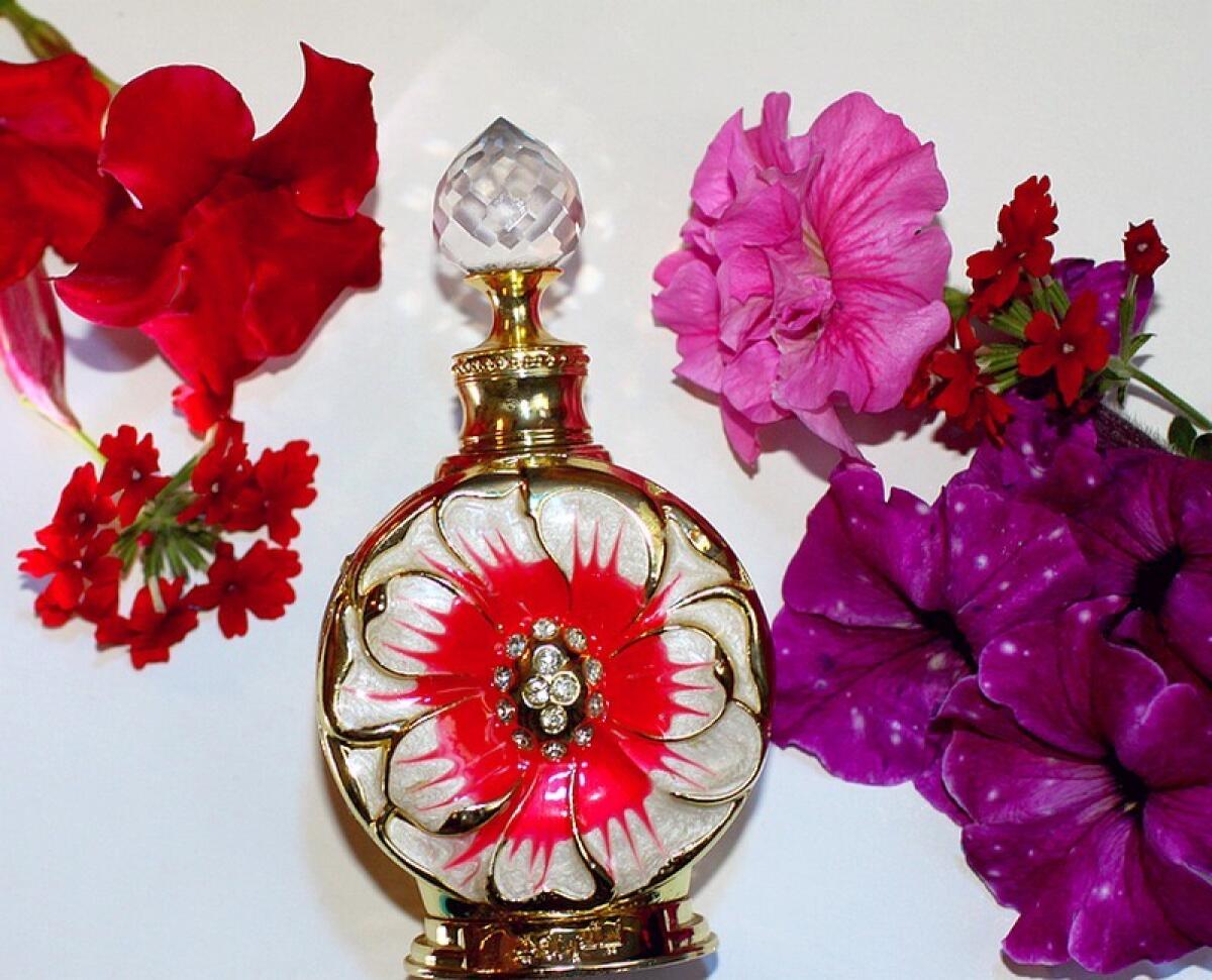 تصویر عطر لیالی روژ سوئیس عربین