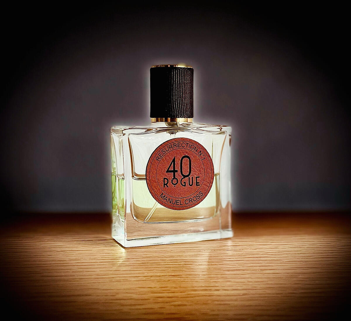 تصویر عطر چهل روگ روگ پرفیومری