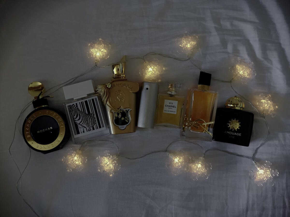 تصویر عطر بیزانس روشاس