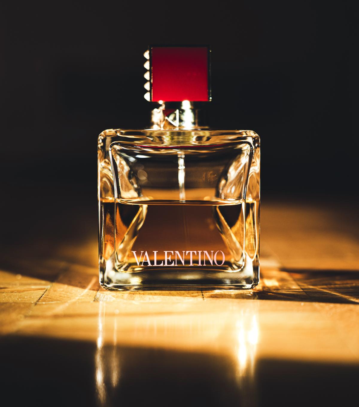 تصویر عطر وُچه ویوا والنتینو