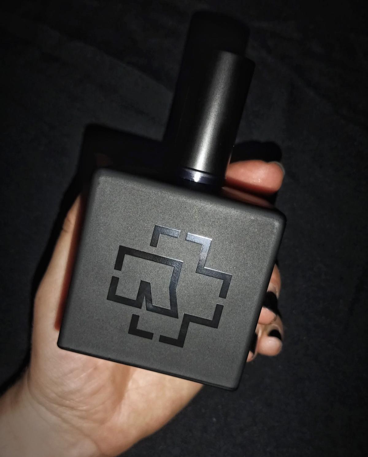 تصویر عطر کوکاین بلک اینتنس رامستین