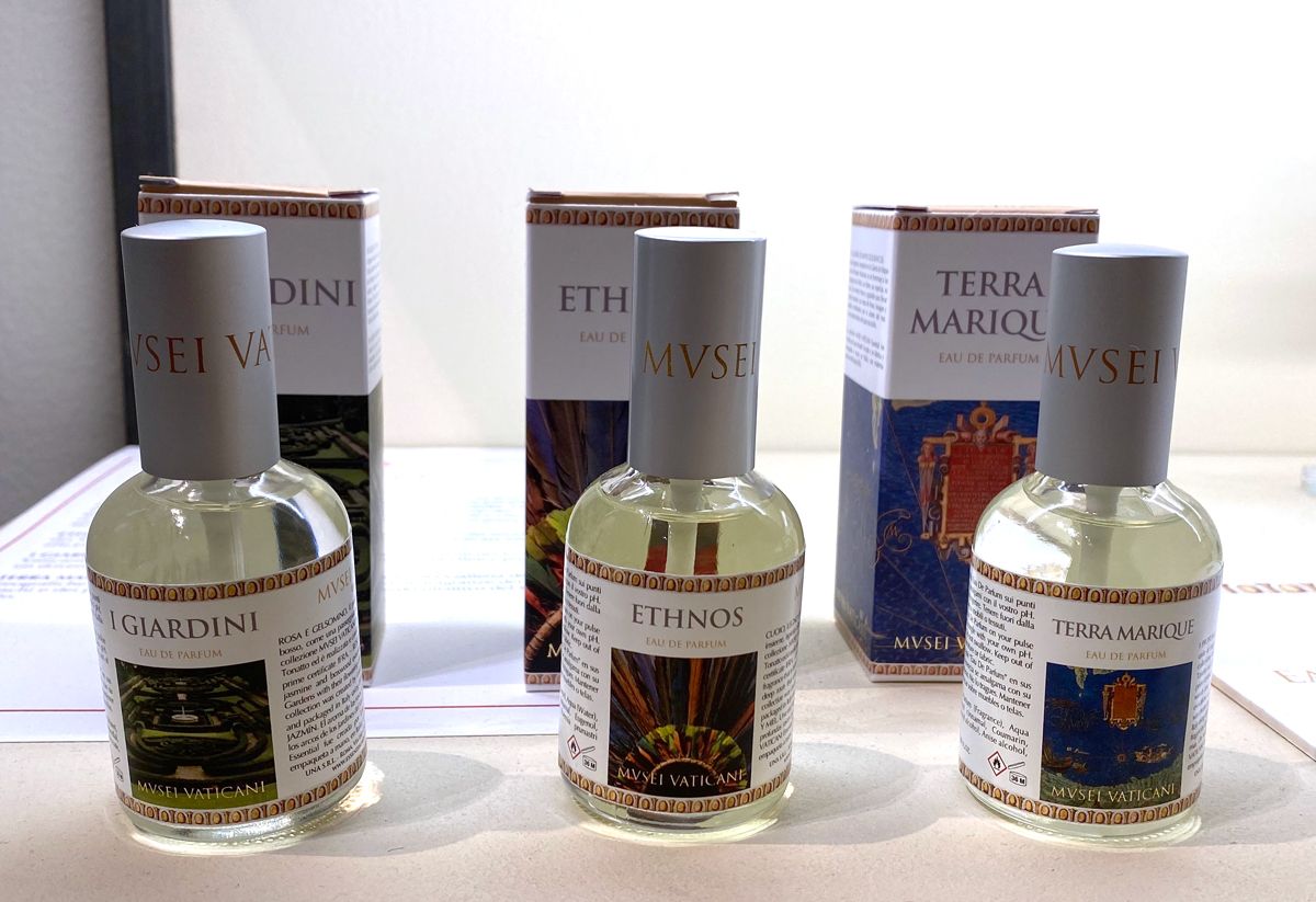 تصویر عطر ای جیاردینی اسنسیالمنته لائورا
