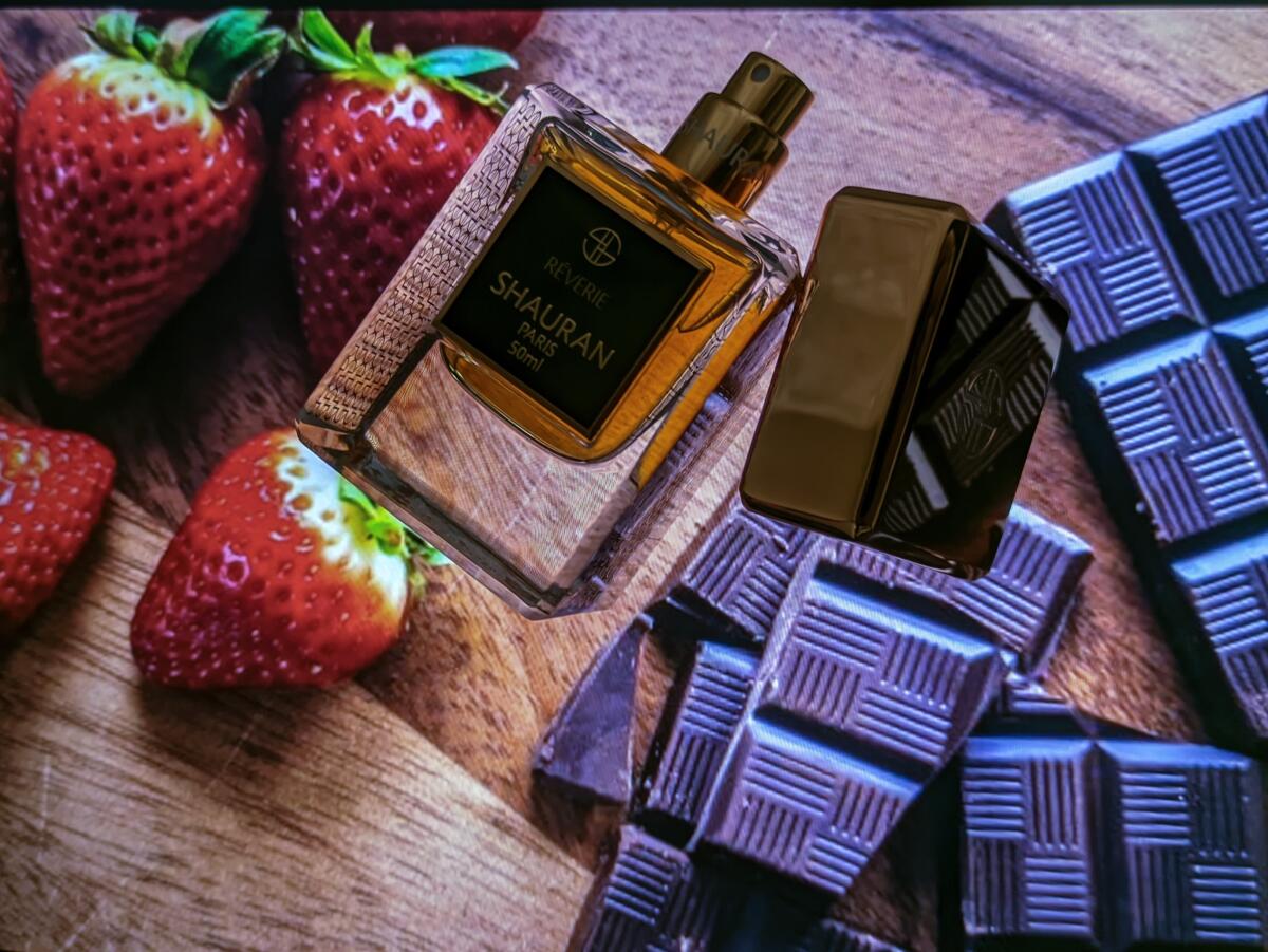 تصویر عطر ریوری شاوران