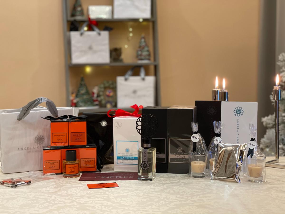 تصویر عطر سالت اند سیکلامن مزون لیبل