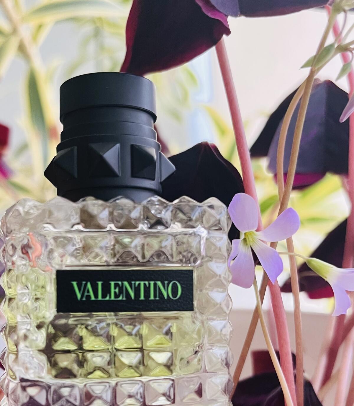 تصویر عطر والنتینو دونا بورن این روما گرین استراواگانزا