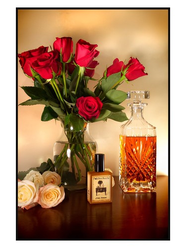تصویر عطر اِستِیت رُزوود سالستیس سنتس