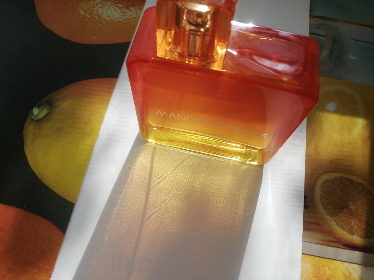 تصویر عطر ویدا لوکا فور هر ماندارینا داک
