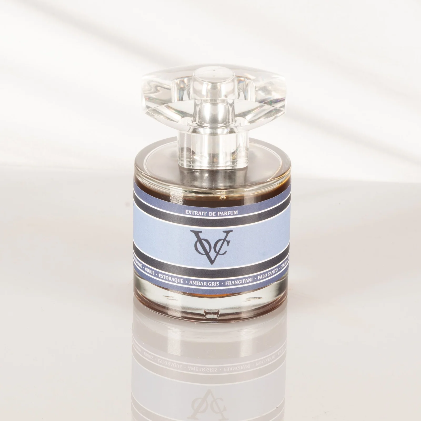 تصویر عطر واک میس پاو
