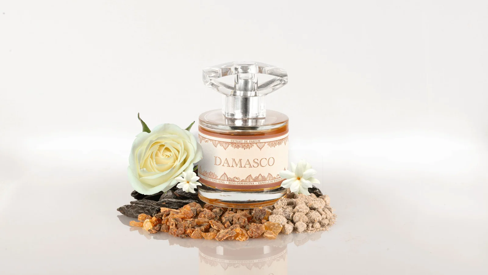 تصویر عطر دمسکو میس پاو