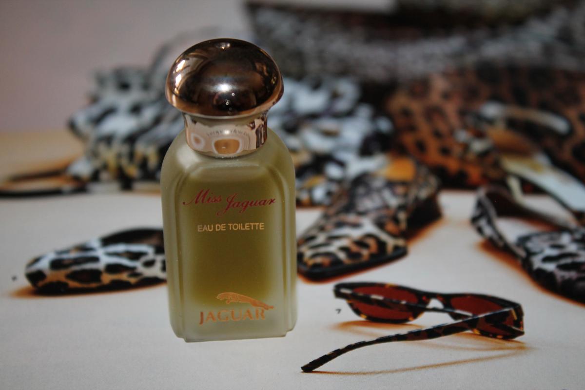 تصویر عطر میس جگوار