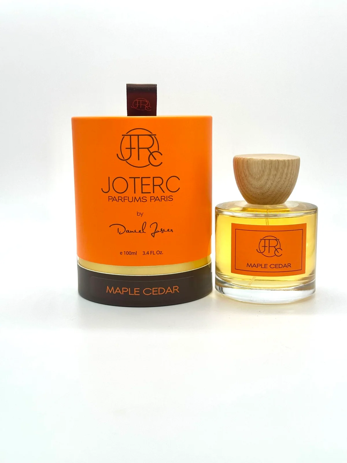 تصویر عطر میپل سدار جوترک