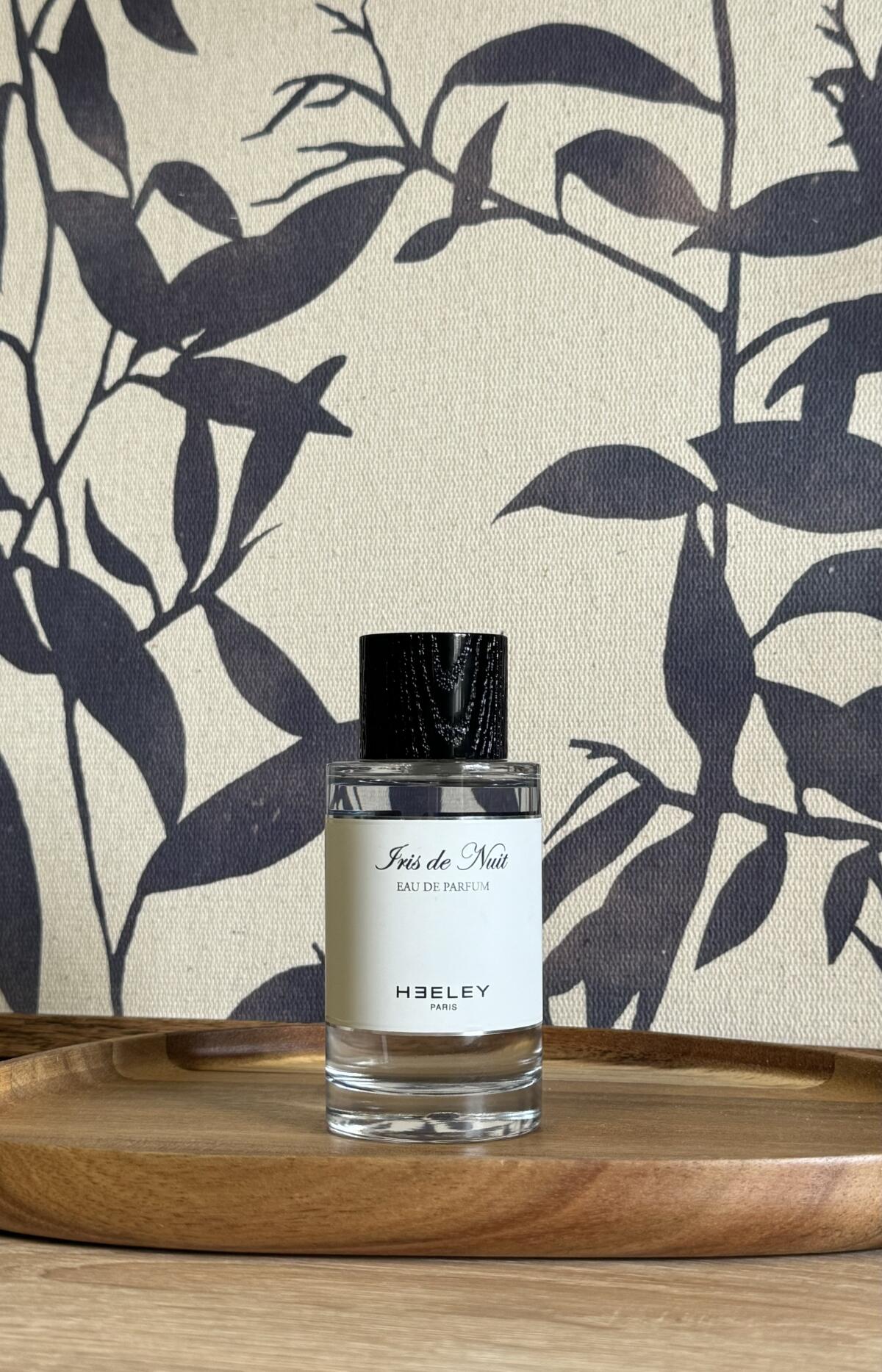 تصویر عطر آیریس دو نویت جیمز هیلی