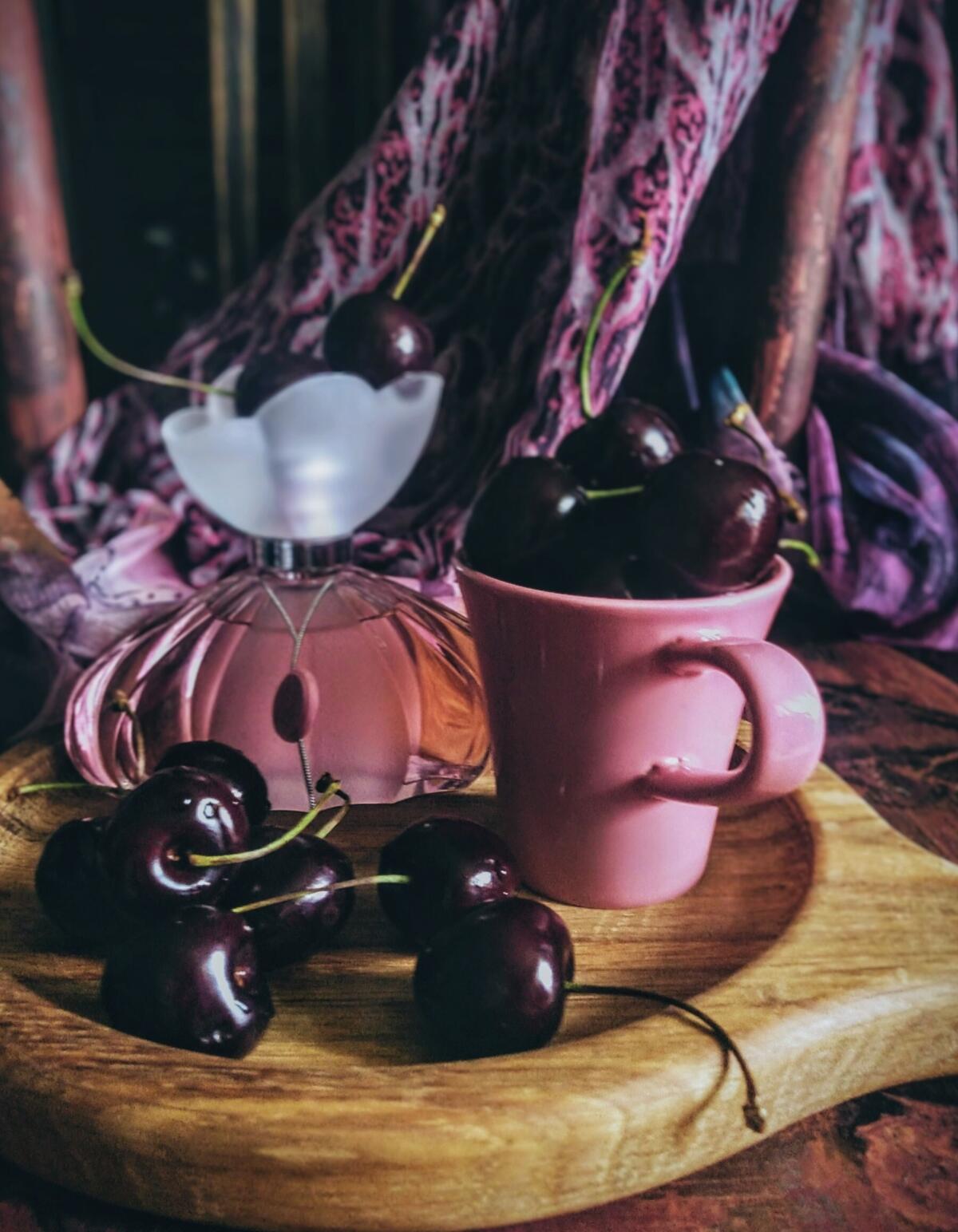 تصویر عطر لاولی پارفوم دور کریستل سن مارتین