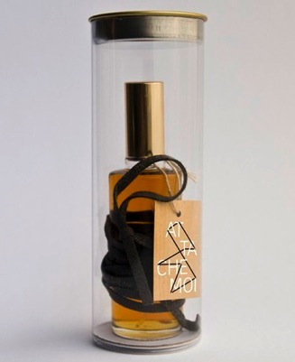 تصویر عطر آتاشه ما آیکونوفلای